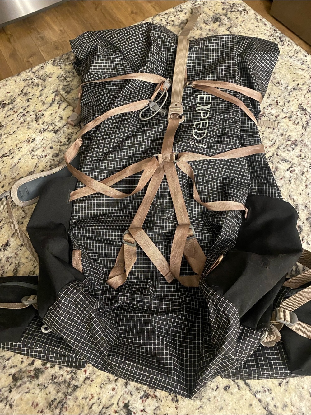 Men’s Exped Lightning 60L Black Grid ultra Lightweight Hiking Backpack